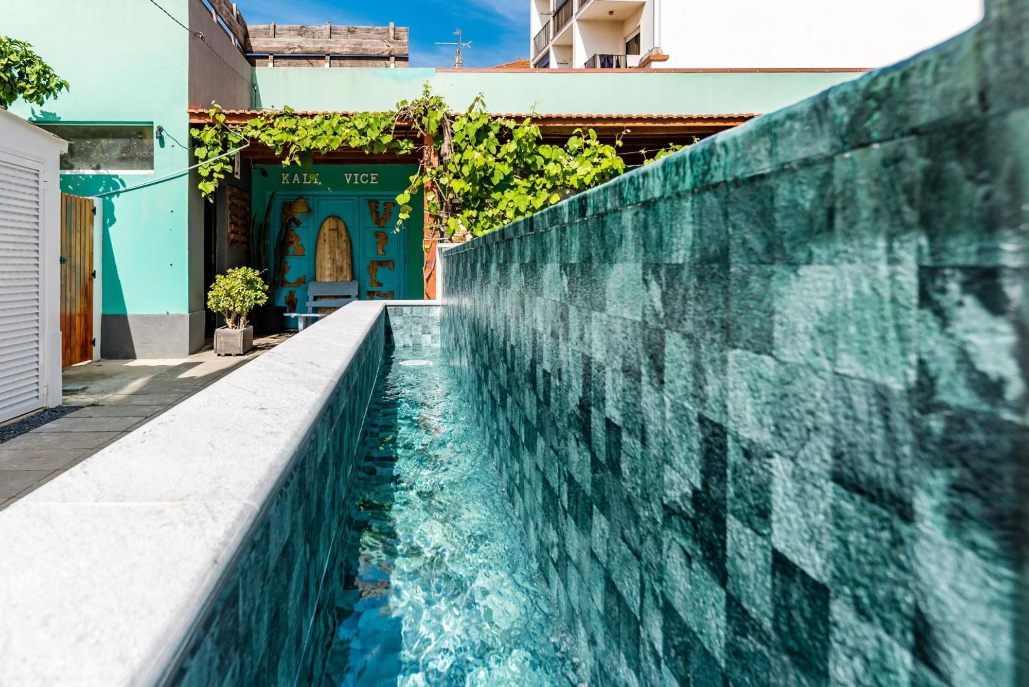 Kali Vice Surf Villa กอสตา ดา กาปาริกา ภายนอก รูปภาพ