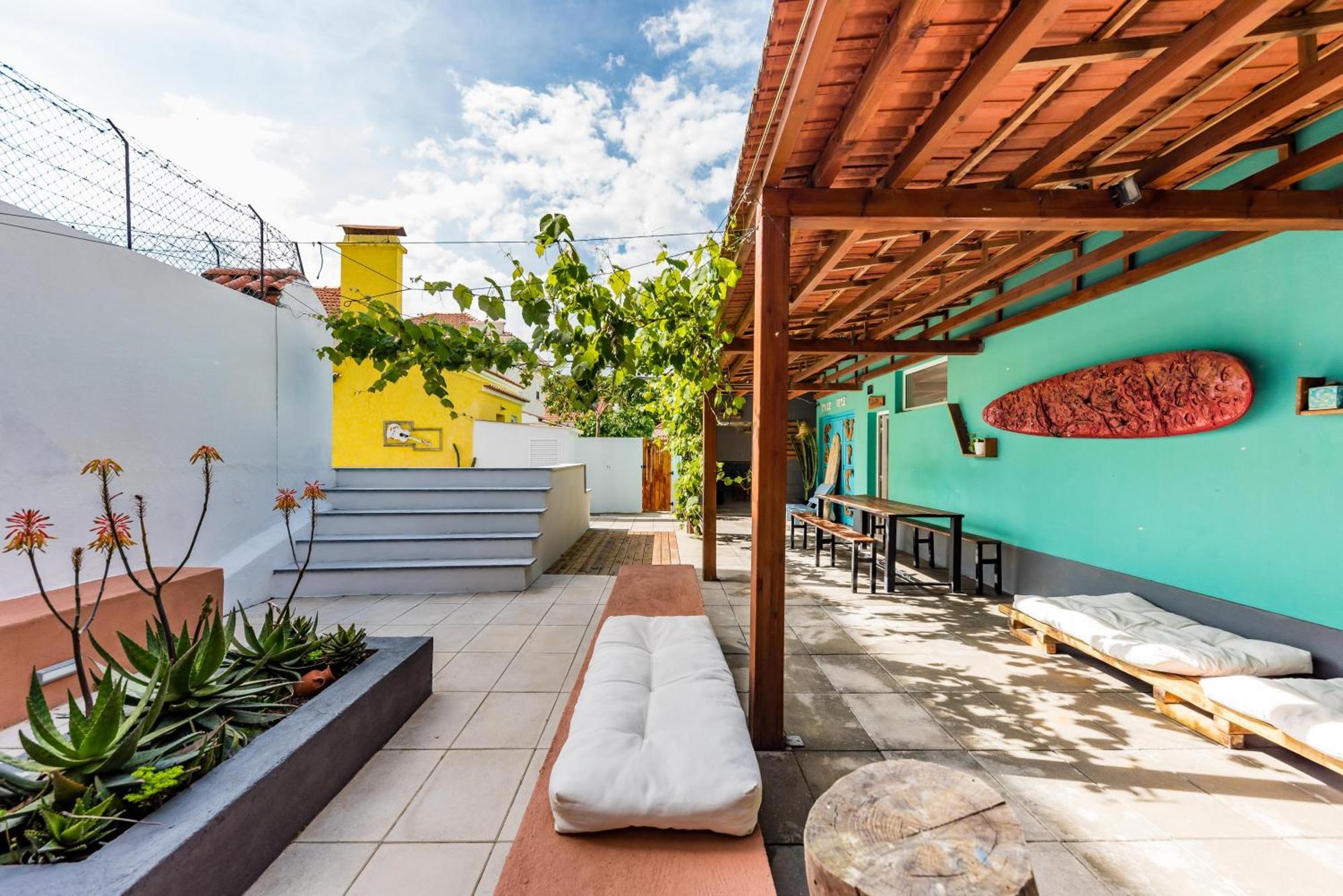 Kali Vice Surf Villa กอสตา ดา กาปาริกา ภายนอก รูปภาพ