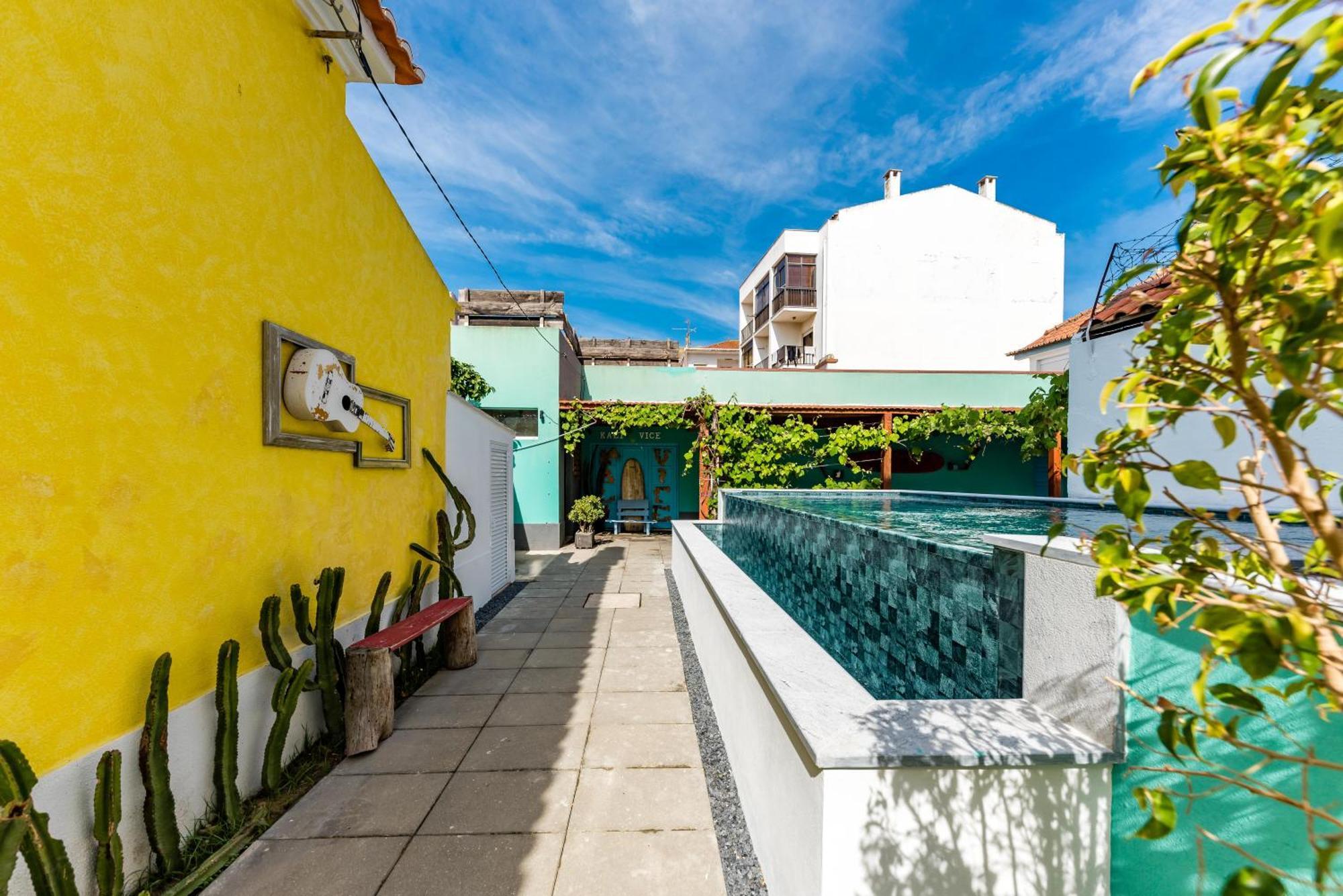 Kali Vice Surf Villa กอสตา ดา กาปาริกา ภายนอก รูปภาพ