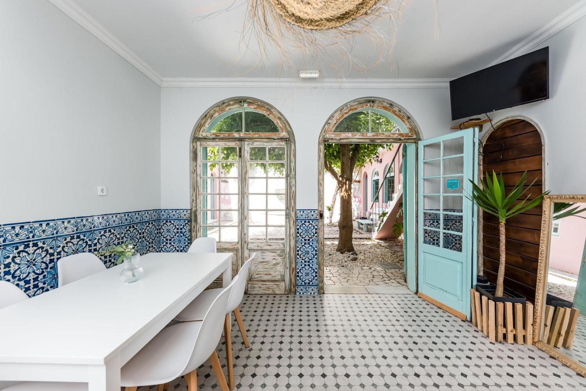 Kali Vice Surf Villa กอสตา ดา กาปาริกา ภายนอก รูปภาพ