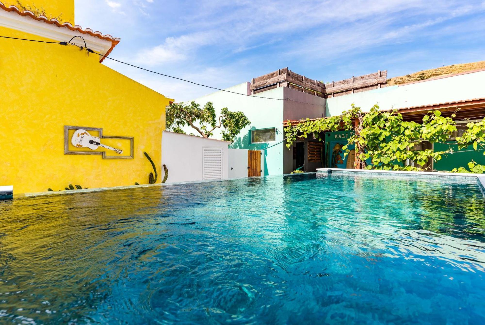 Kali Vice Surf Villa กอสตา ดา กาปาริกา ภายนอก รูปภาพ